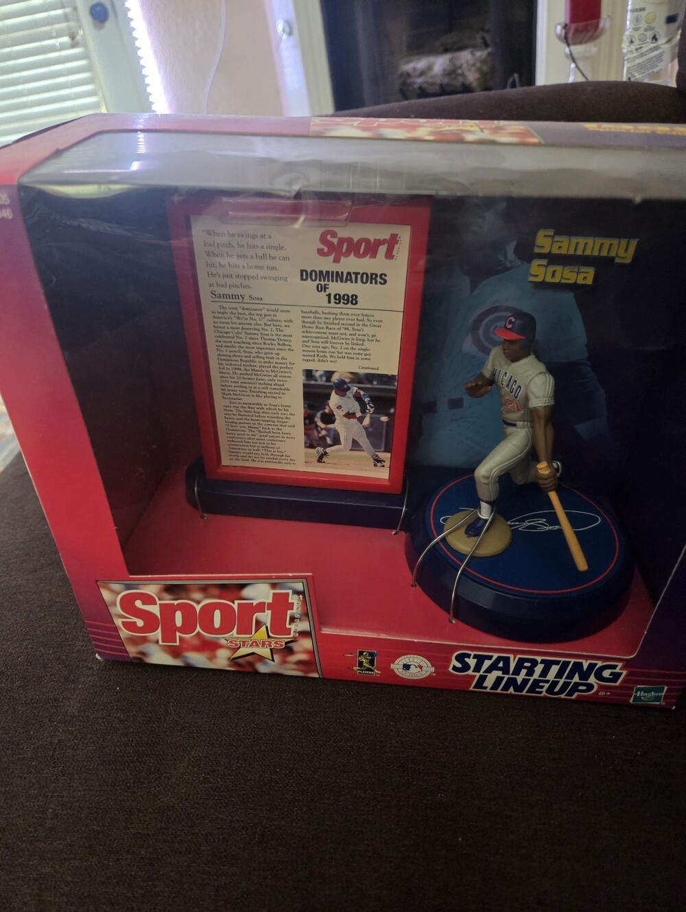 1999 Limited Edition Sammy Sosa Starting Lineup Sports Collectible Figure